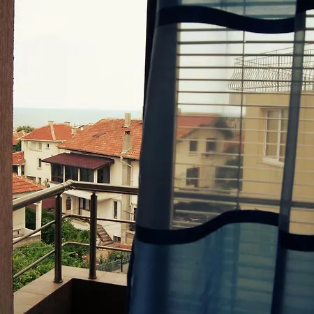 Kastela 3* Cernomoreț