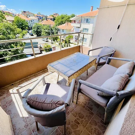 Kastela Guest house 3*
