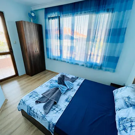 Kastela 3*