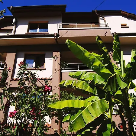 Guest house Kastela 3*