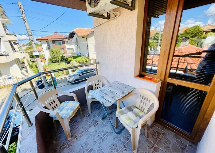 卡斯特拉宾馆 招待所