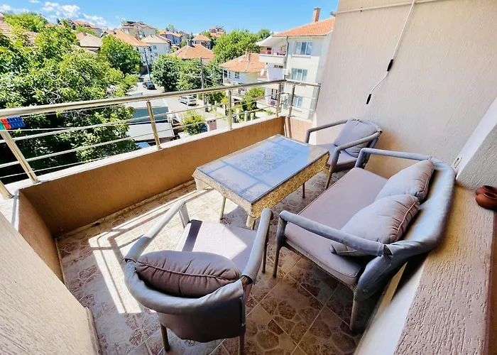 卡斯特拉宾馆 招待所 3*