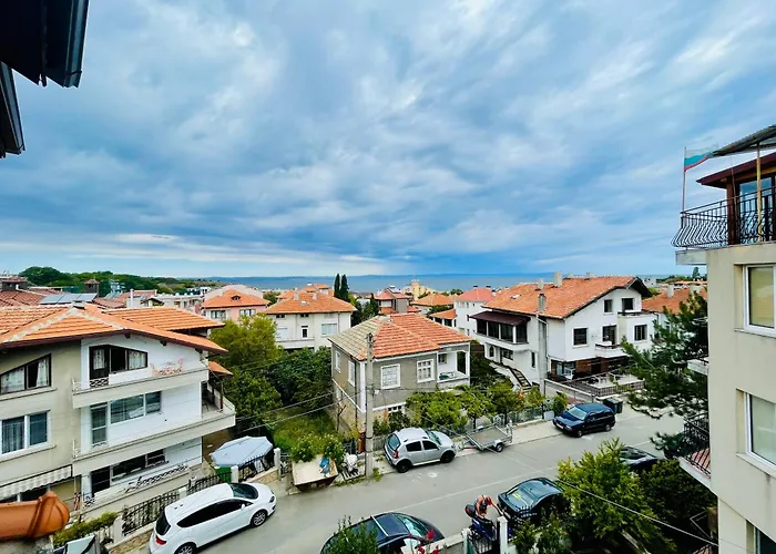 卡斯特拉宾馆 招待所 切尔诺莫雷茨